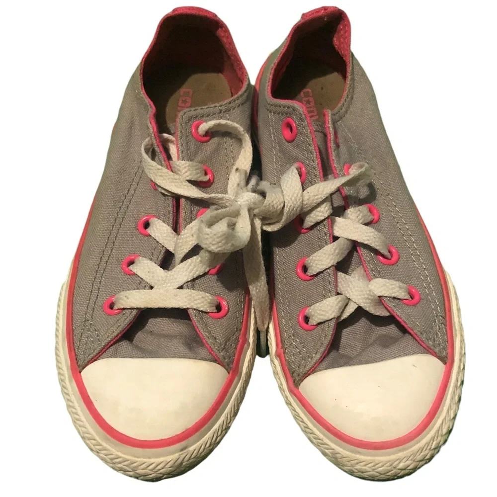 Like new size 13 Juniors All Star Double tongue converse